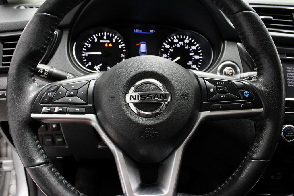 Used 2020 Nissan Rogue SL FWD image 32