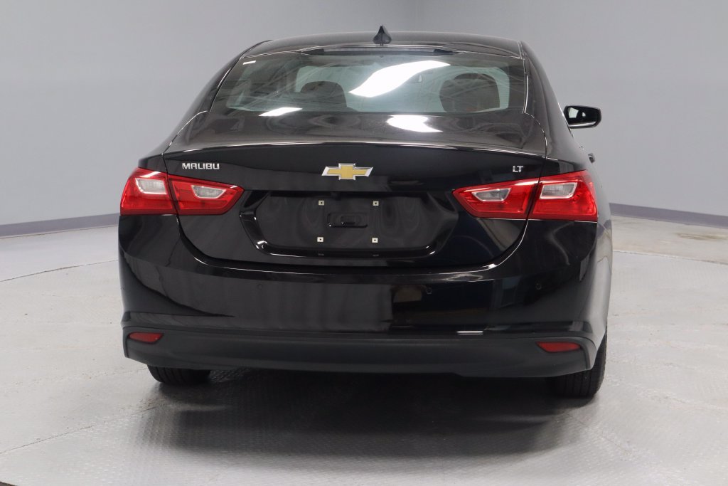 Used 2024 Chevrolet Malibu LT FWD image 9