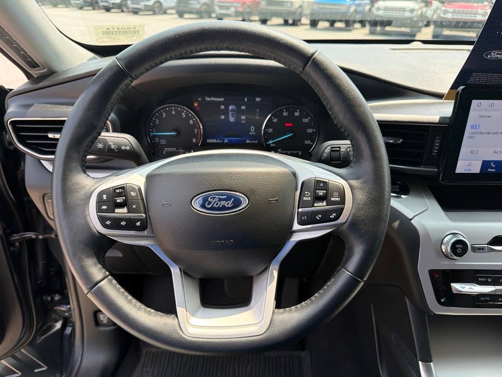 Certified 2023 Ford Explorer XLT w/ Equipment Group 202A RWD image 25