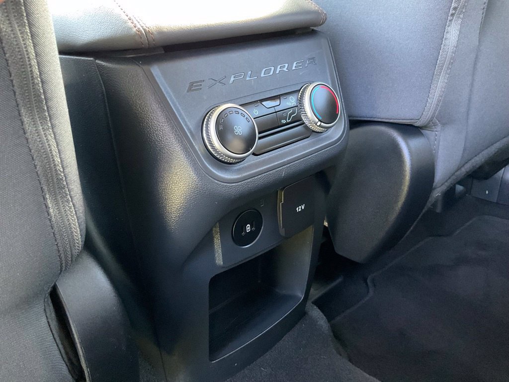 Certified 2025 Ford Explorer Active AWD/4WD image 18