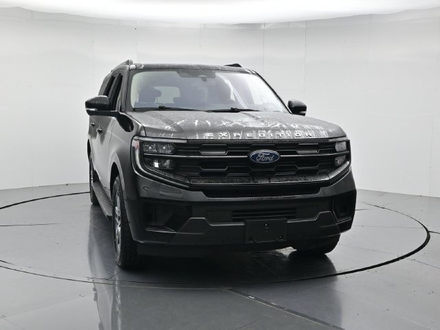 Certified 2025 Ford Expedition Max Active AWD/4WD image 4