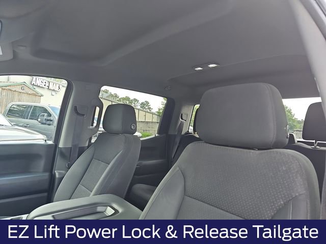 Used 2020 Chevrolet Silverado 1500 Custom w/ Custom Value Package RWD image 16