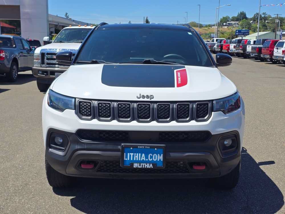 Used 2023 Jeep Compass Trailhawk w/ Trailhawk Convenience Group AWD/4WD image 8