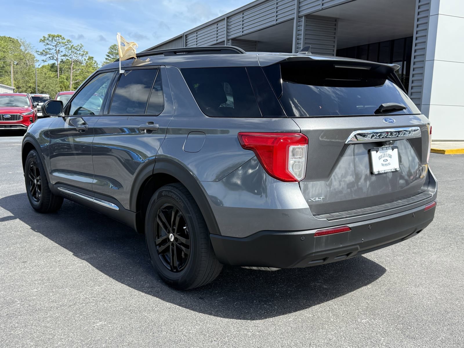 Certified 2023 Ford Explorer XLT RWD image 6