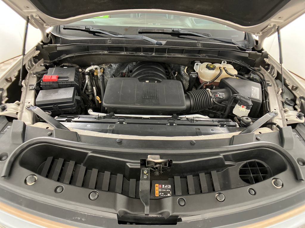 Used 2021 Chevrolet Tahoe High Country w/ Premium Package image 32