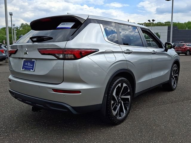Used 2022 Mitsubishi Outlander ES FWD image 5