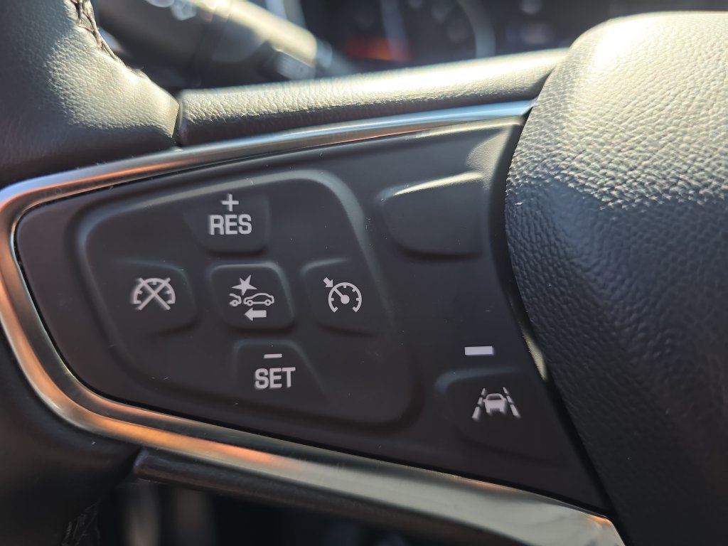 Used 2024 Chevrolet Equinox LT AWD/4WD image 18