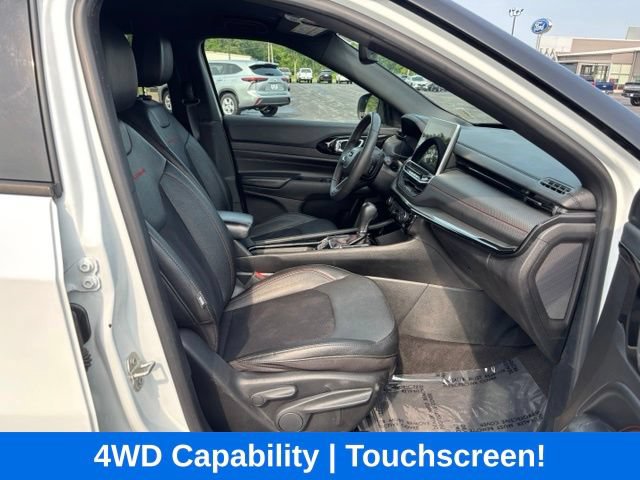 Used 2024 Jeep Compass Trailhawk AWD/4WD image 18