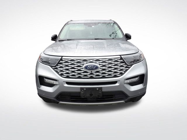 Certified 2020 Ford Explorer Platinum w/ Premium Technology Package image 2
