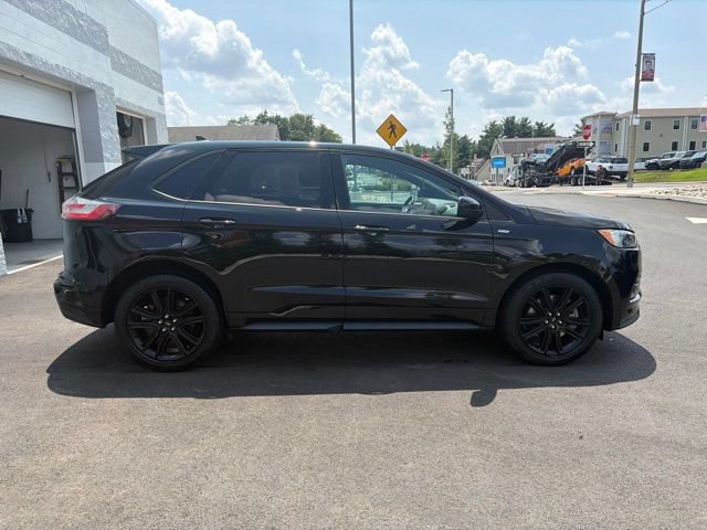 Certified 2024 Ford Edge ST-Line AWD/4WD image 7