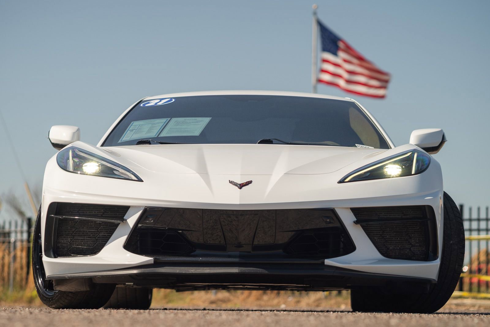 Used 2021 Chevrolet Corvette Stingray Premium Conv w/ Z51 Performance Package image 18