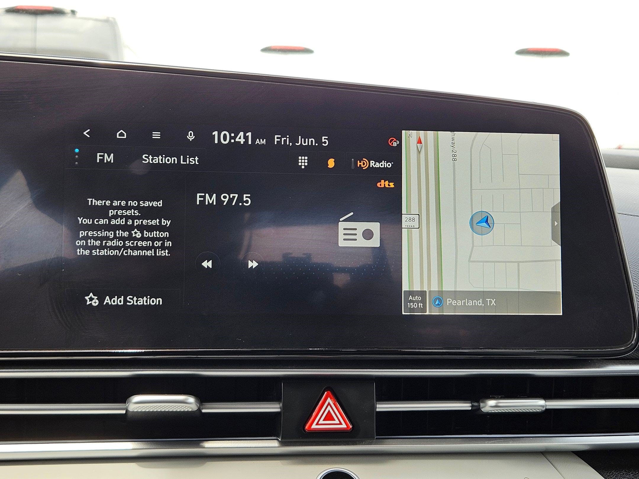 Used 2024 Hyundai Elantra Limited FWD image 22
