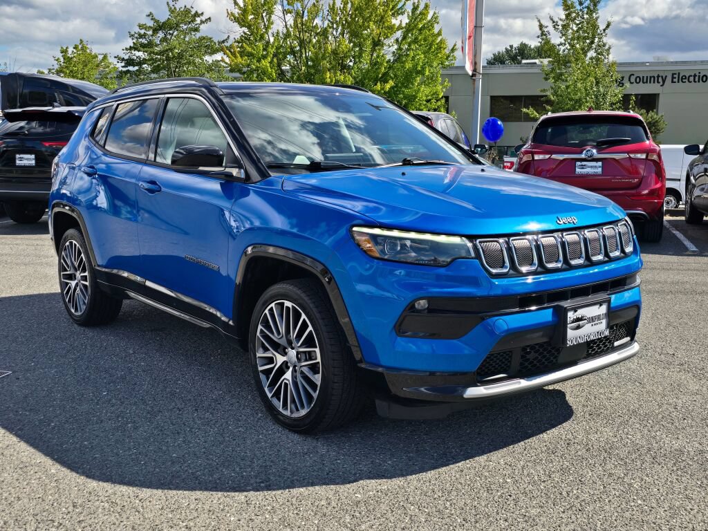 Used 2022 Jeep Compass Limited w/ Elite Group AWD/4WD image 7