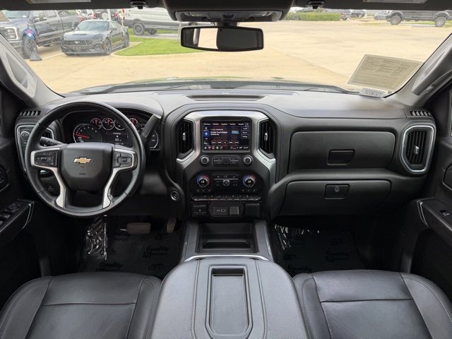 Used 2021 Chevrolet Silverado 1500 LTZ image 22