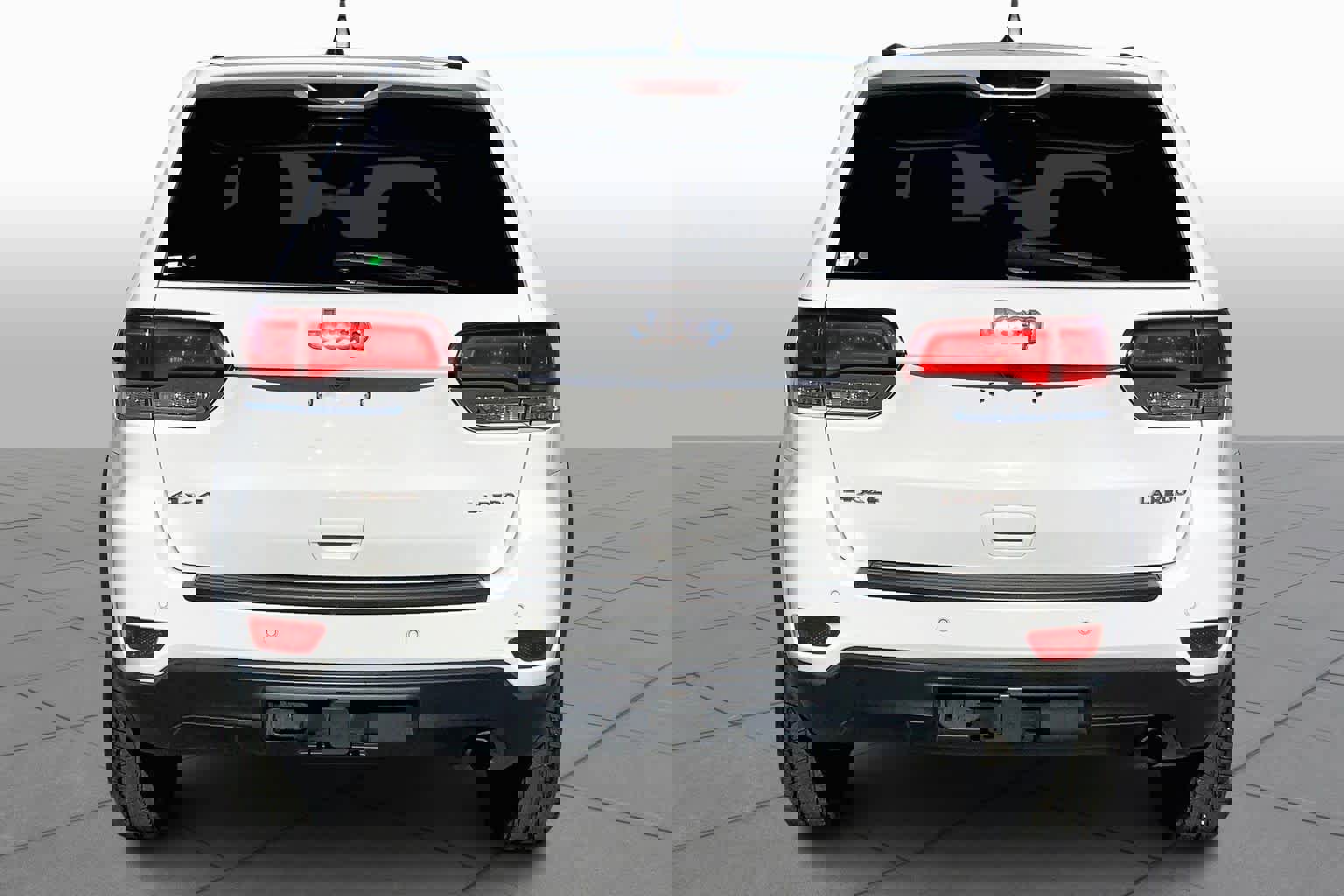 Used 2022 Jeep Grand Cherokee Laredo E w/ Security & Convenience Group image 4