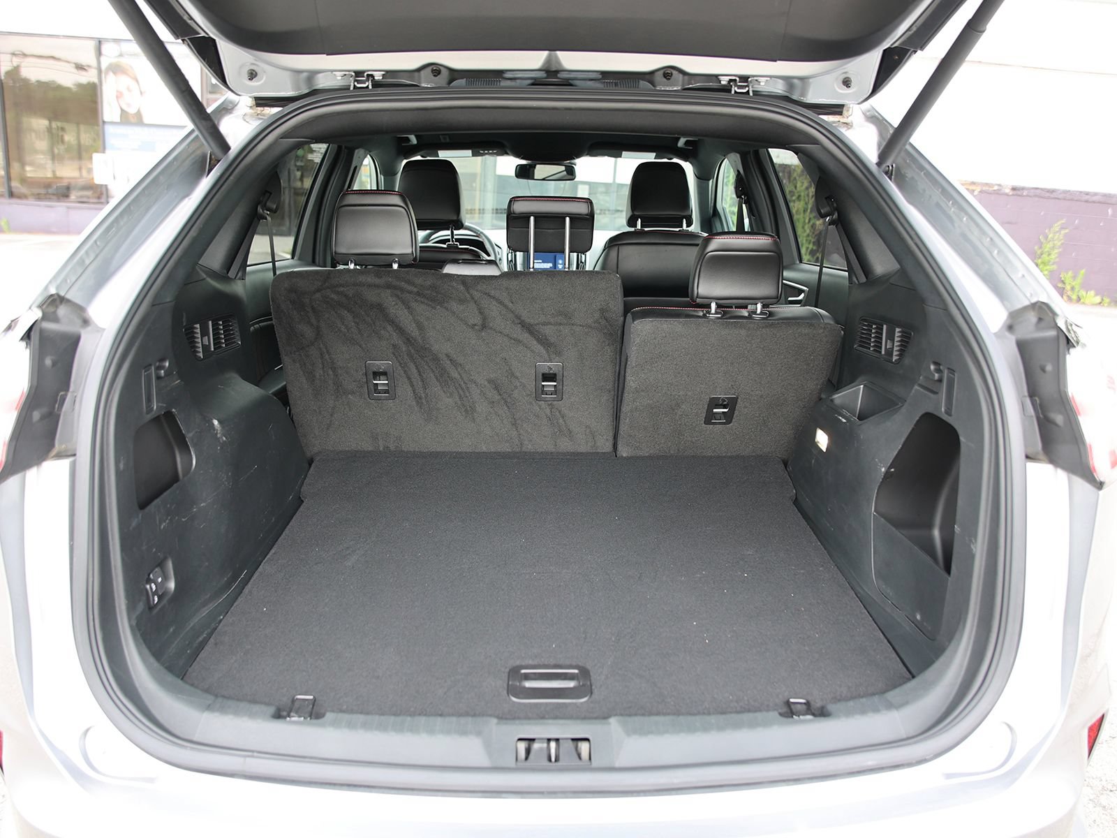 Certified 2023 Ford Edge ST-Line w/ Cargo Accessory Package AWD/4WD image 12