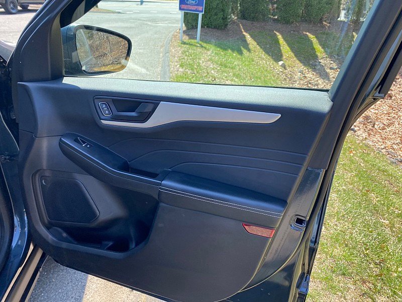 Certified 2022 Ford Escape SE AWD/4WD image 27
