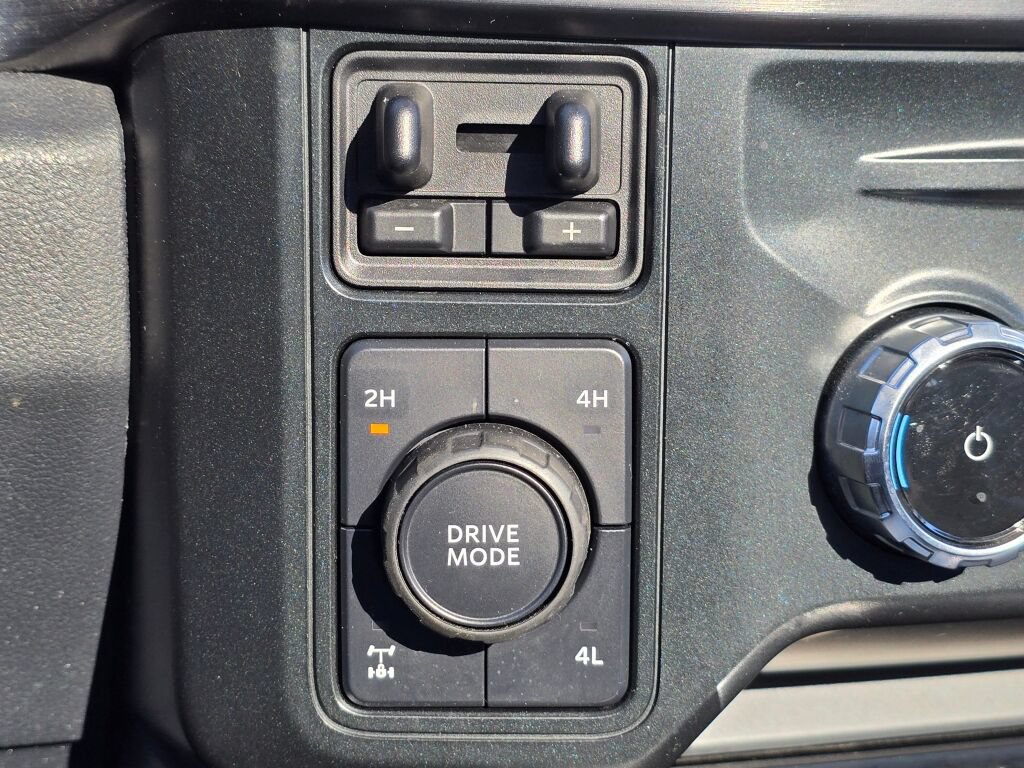 Certified 2023 Ford F350 Lariat w/ Lariat Ultimate Package AWD/4WD image 28