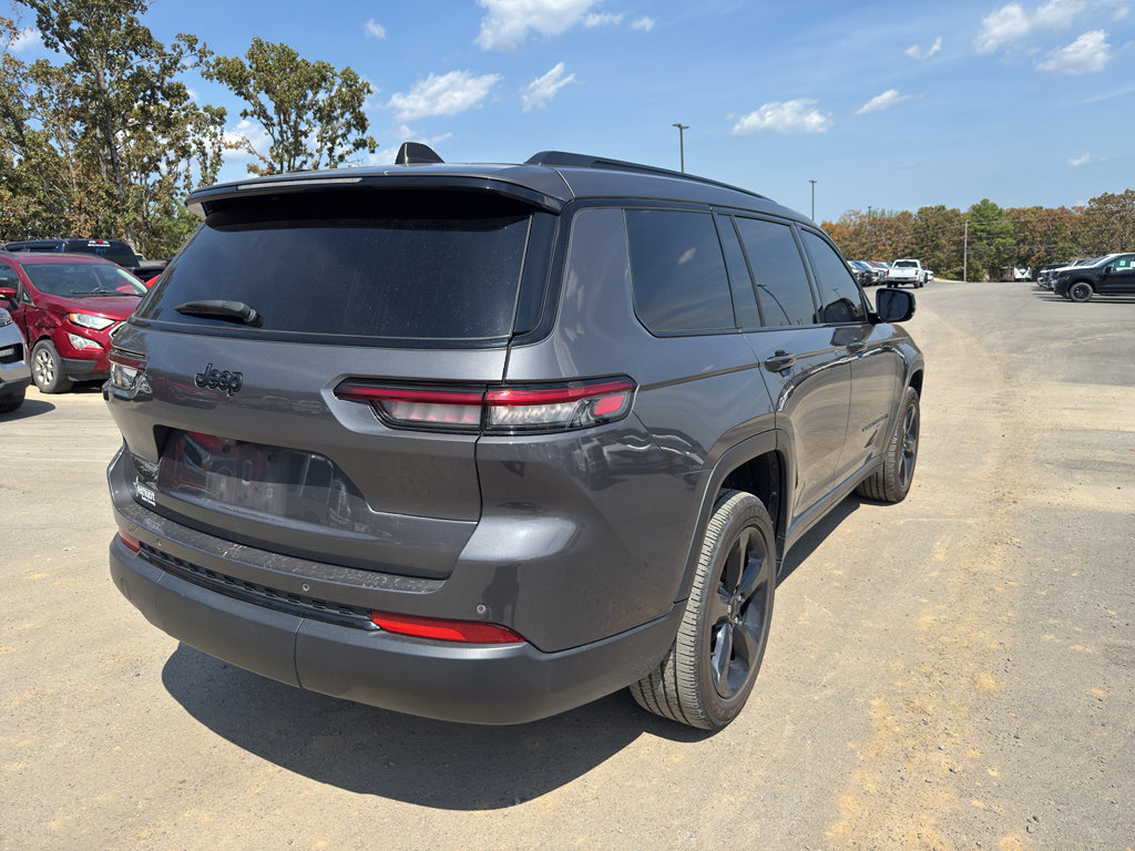Used 2023 Jeep Grand Cherokee L Laredo AWD/4WD image 5
