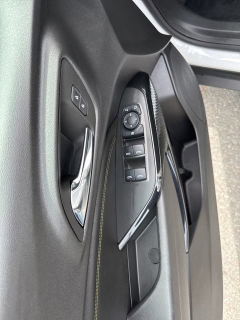 Used 2024 Chevrolet Trax LT FWD image 18