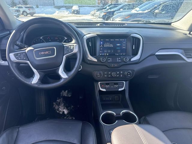 Used 2024 GMC Terrain SLT image 15