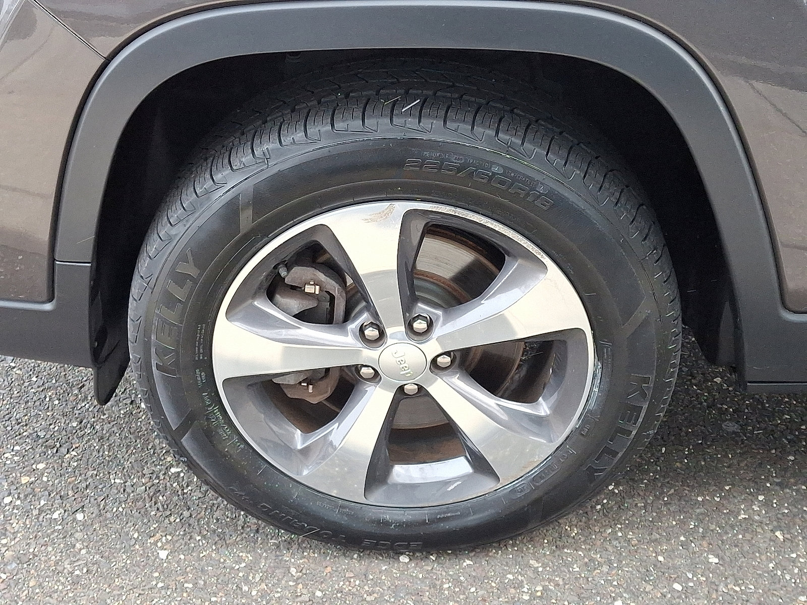 Used 2020 Jeep Cherokee Limited image 10