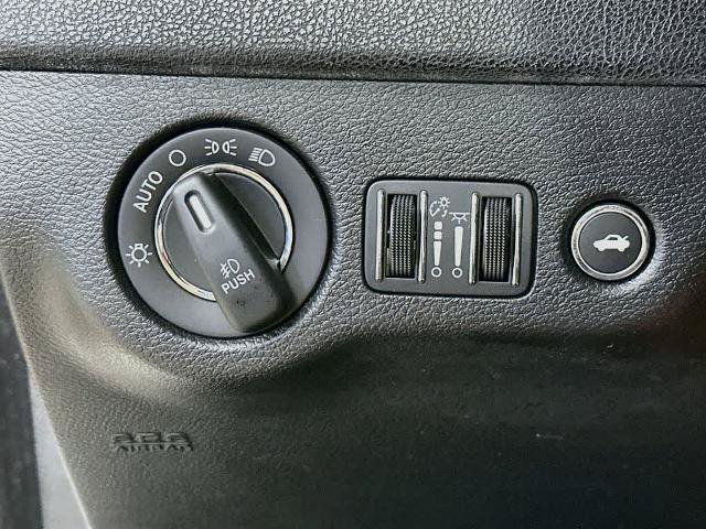 Used 2021 Chrysler 300 S w/ S Model Appearance Package RWD image 27