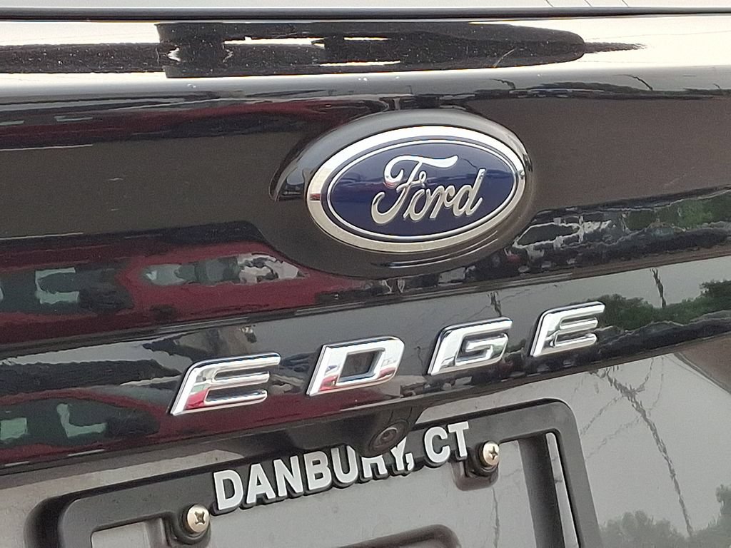 Certified 2023 Ford Edge Titanium AWD/4WD image 31