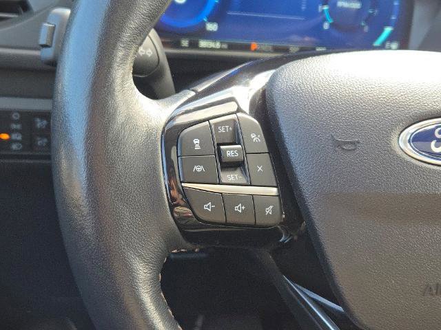 Certified 2022 Ford Escape Titanium w/ Titanium Elite Package image 30