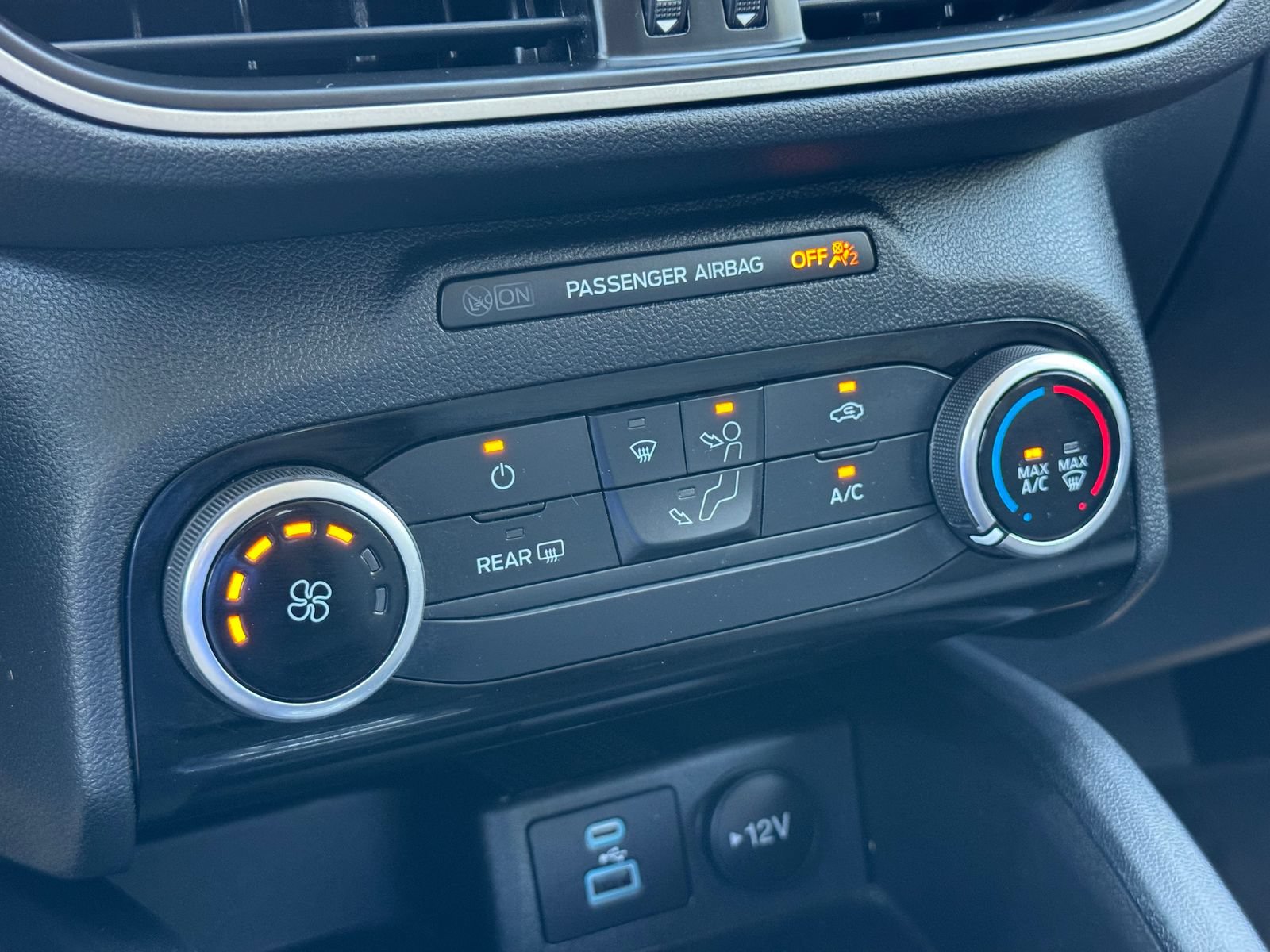 Certified 2022 Ford Escape SE FWD image 25
