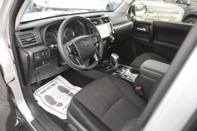 Used 2024 Toyota 4Runner TRD Off-Road image 8
