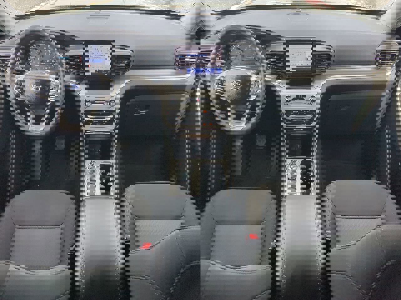 Certified 2024 Ford Explorer XLT image 15