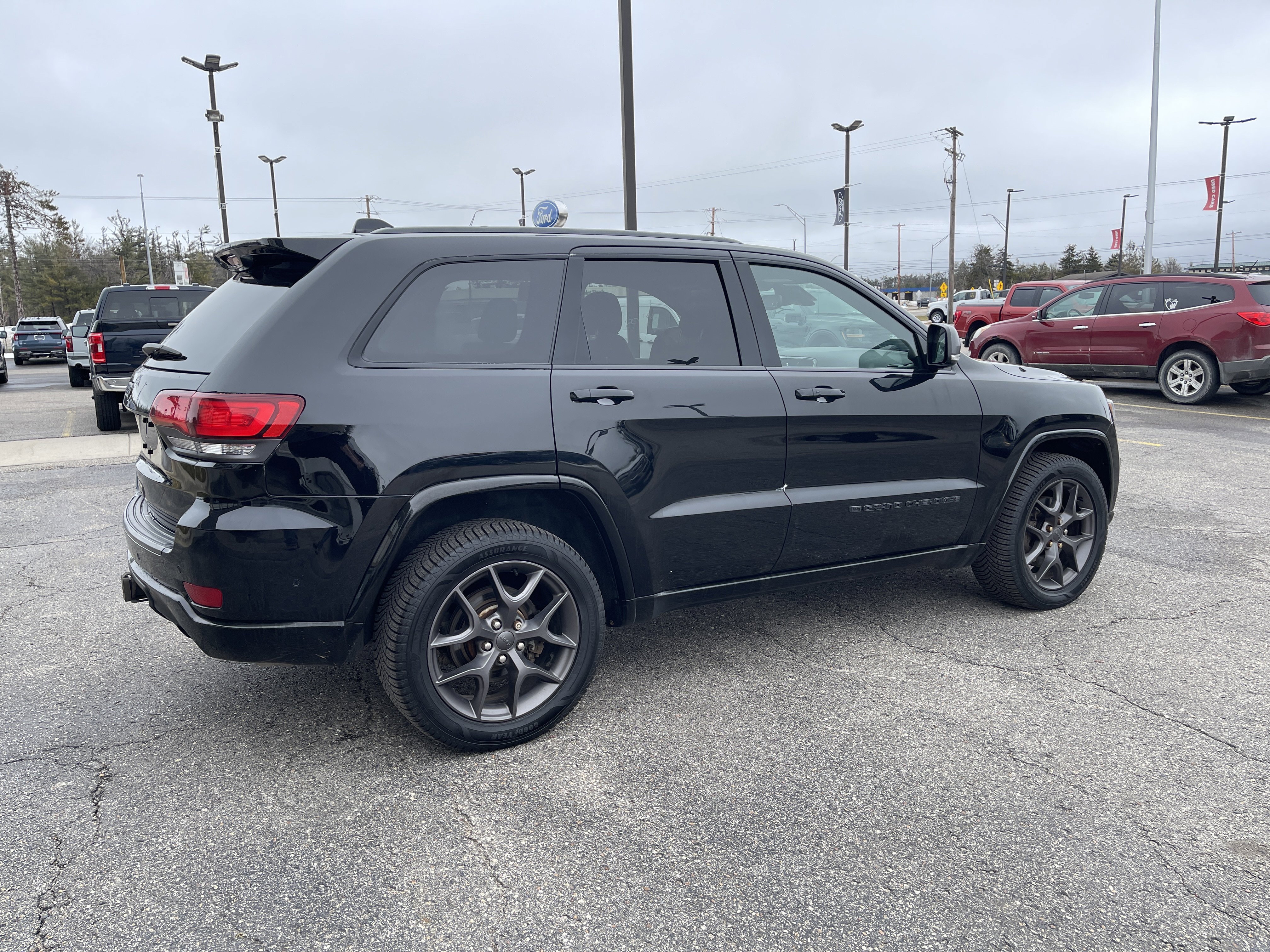 Used 2021 Jeep Grand Cherokee Limited image 4