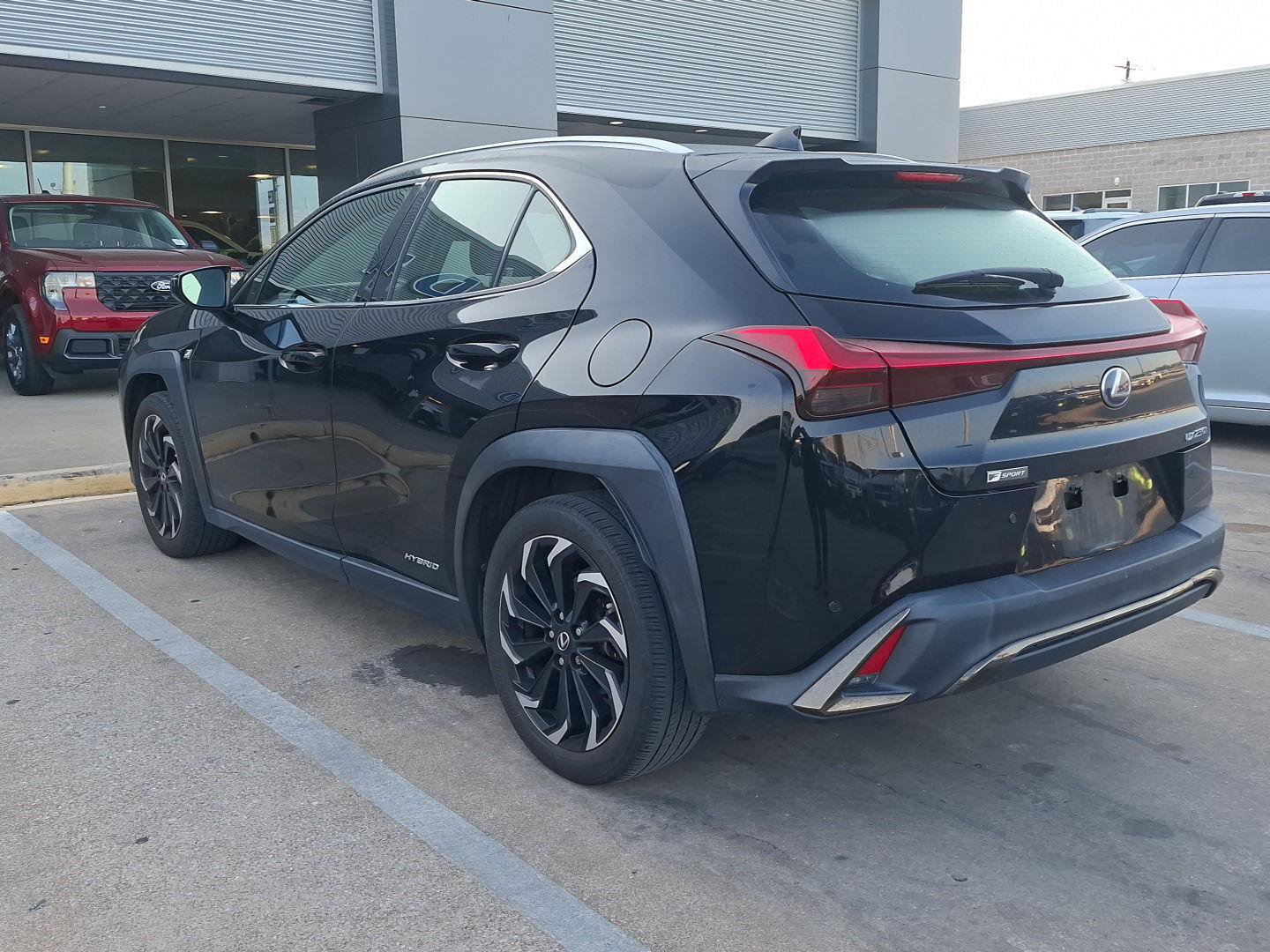 Used 2020 Lexus UX 250h F Sport w/ F Sport Premium Package AWD/4WD image 31