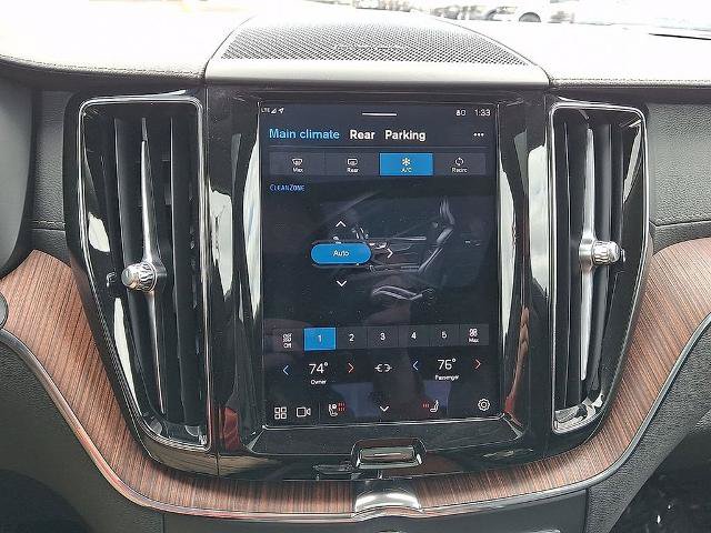Used 2023 Volvo XC60 B6 Ultimate w/ Protection Package Premier AWD/4WD image 15