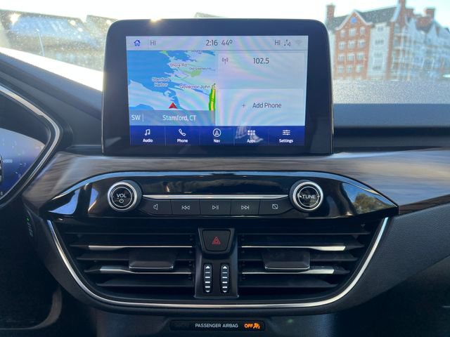 Certified 2020 Ford Escape Titanium image 21