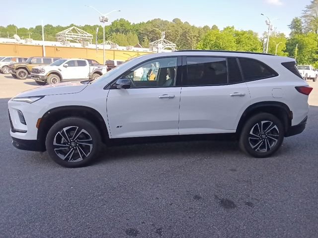 Used 2025 Buick Enclave Sport Touring FWD image 6