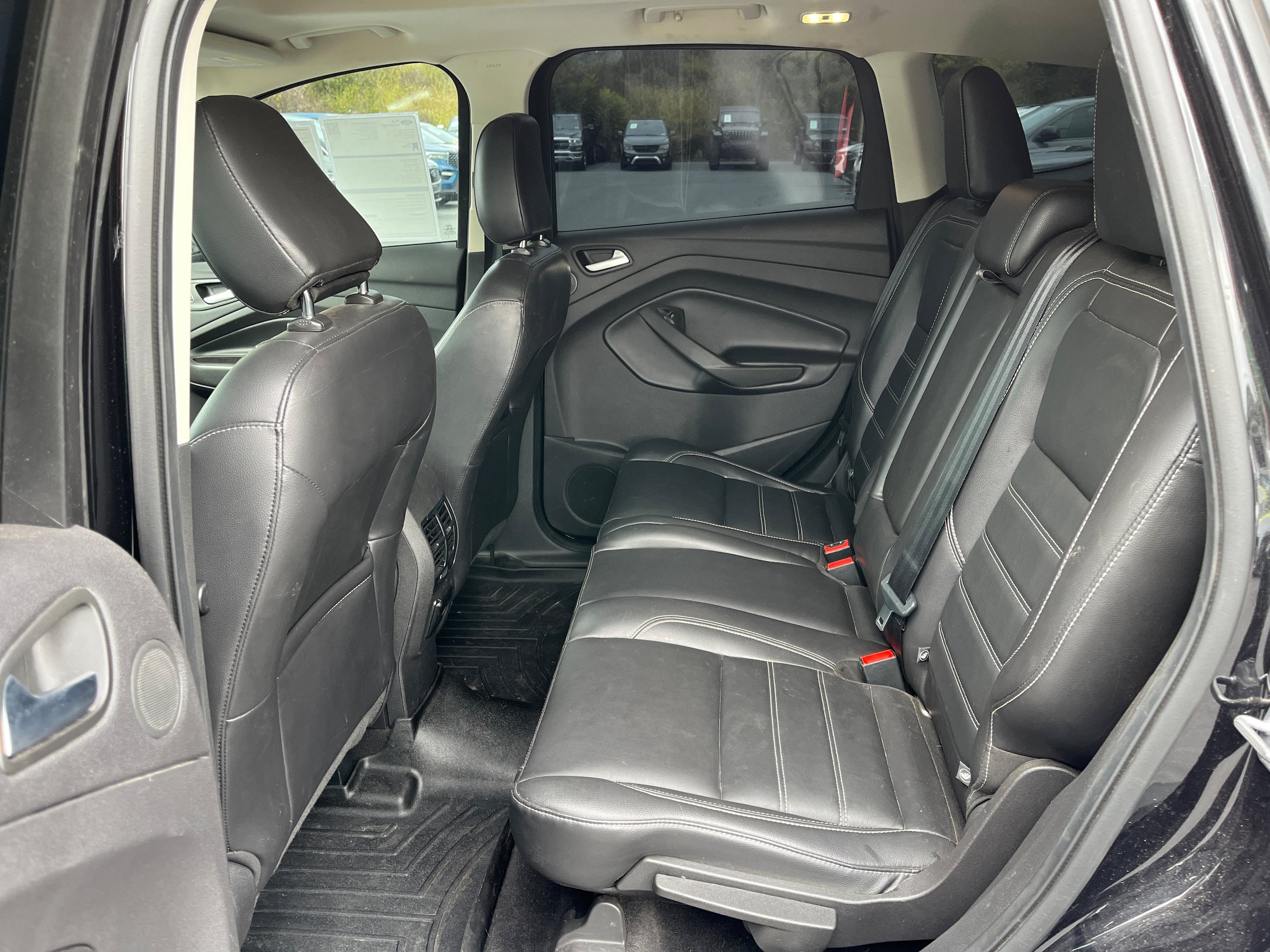 Certified 2019 Ford Escape Titanium AWD/4WD image 12