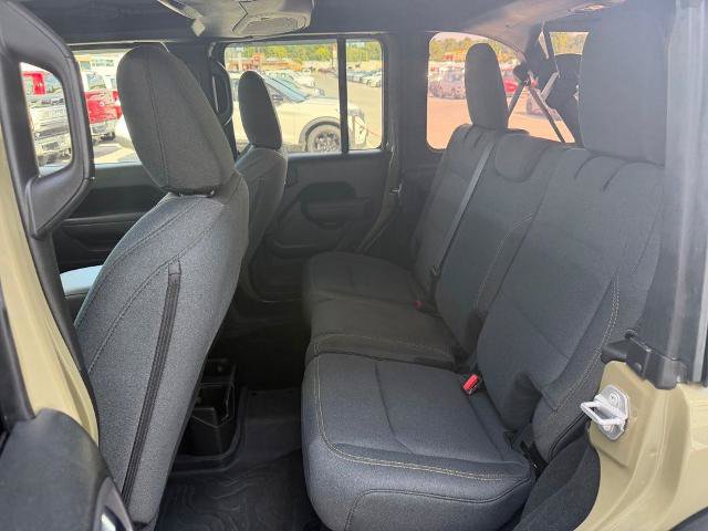 Used 2025 Jeep Wrangler Unlimited Sport AWD/4WD image 13