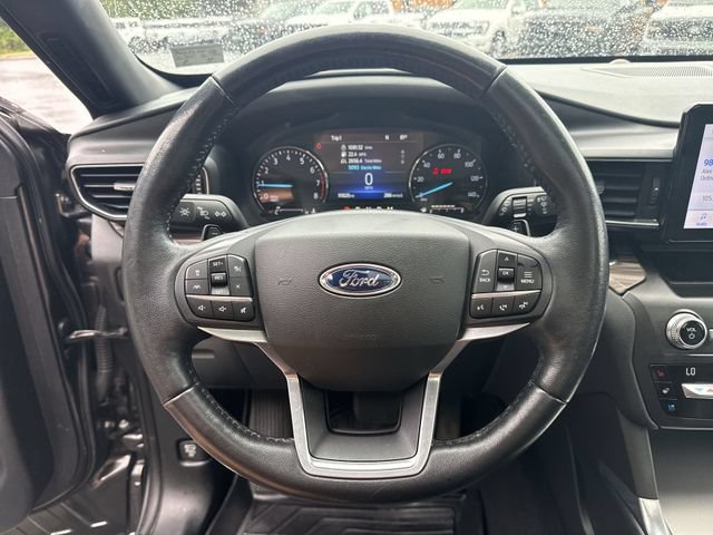 Certified 2020 Ford Explorer Limited w/ Hybrid Equipment Group 310A AWD/4WD image 14