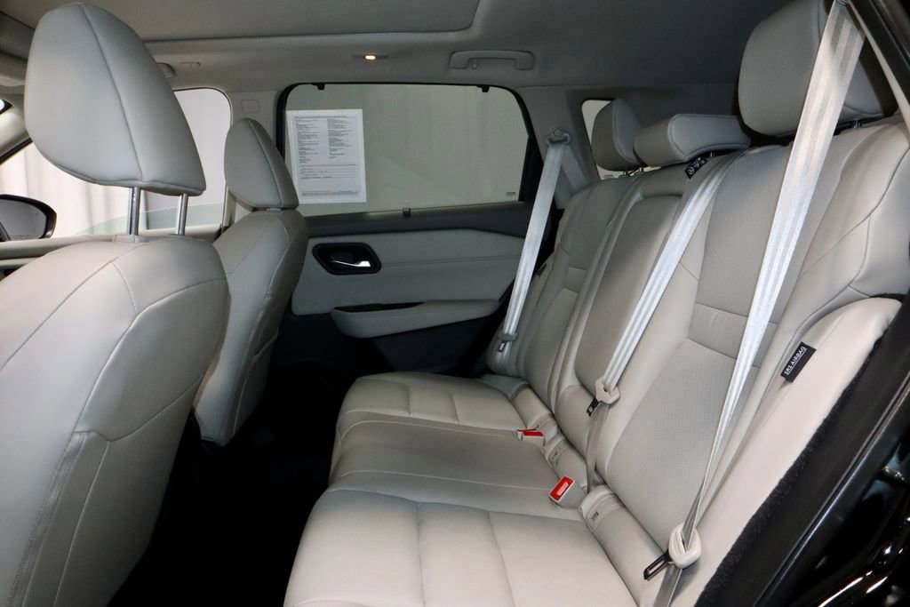 Used 2023 Nissan Rogue SV w/ SV Premium B Package AWD/4WD image 22