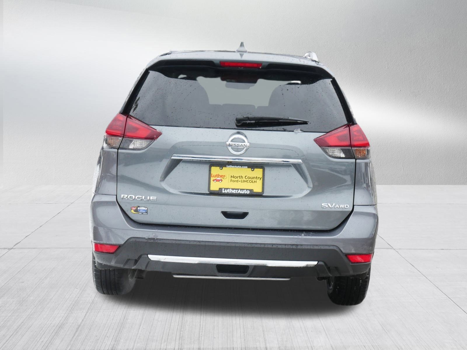 Used 2020 Nissan Rogue S image 4