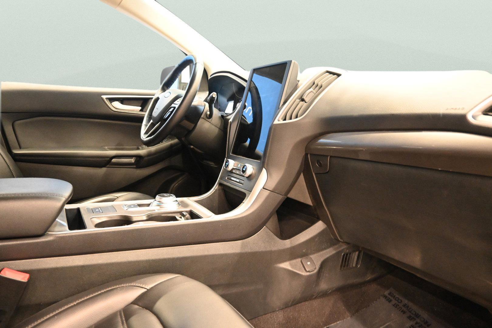 Certified 2023 Ford Edge SEL image 15