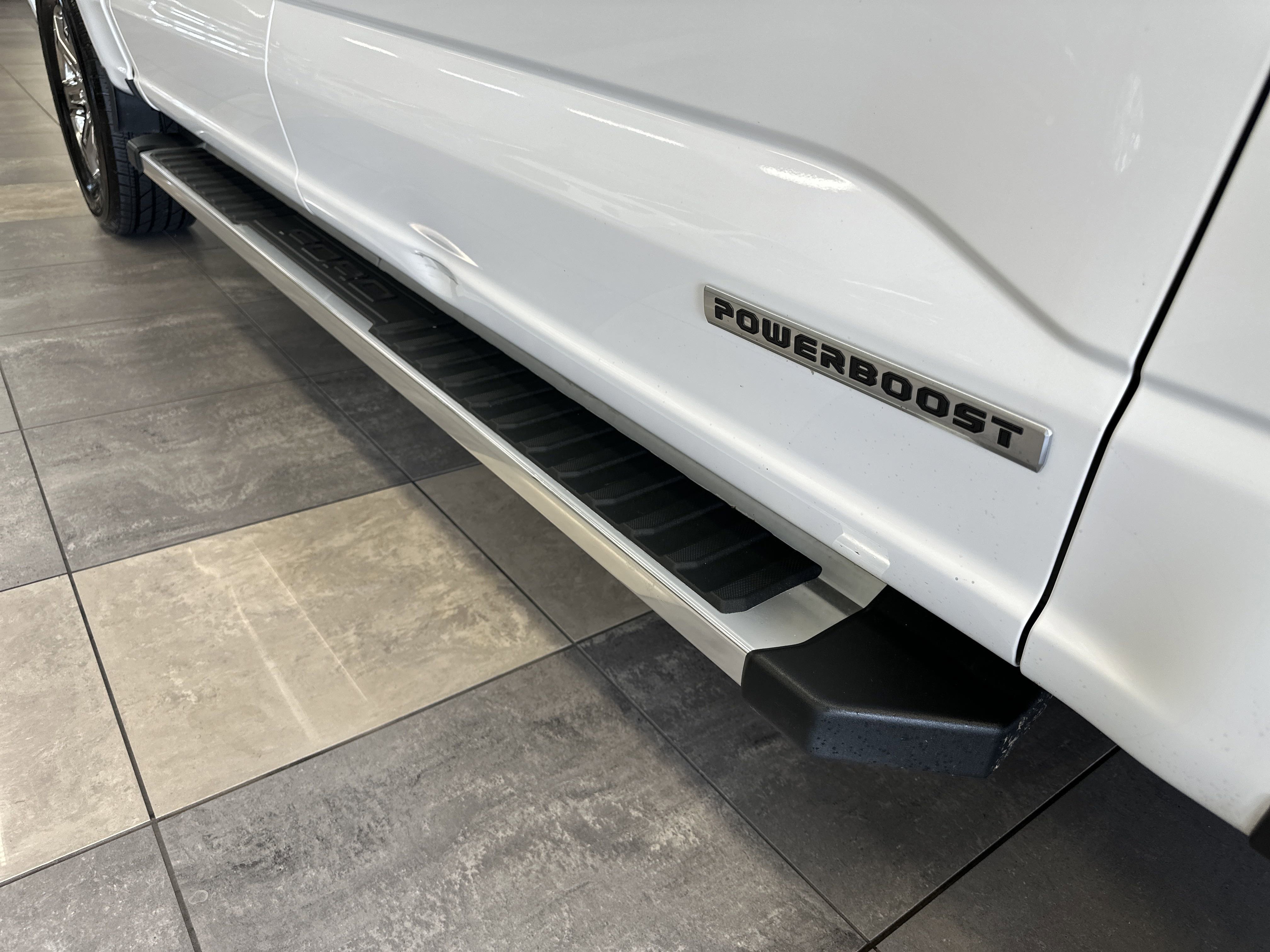 Certified 2022 Ford F150 Lariat w/ Equipment Group 502A High image 18