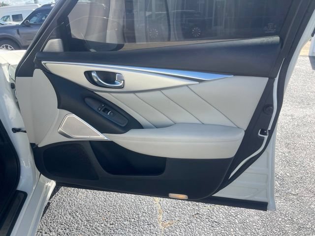 Used 2023 INFINITI Q50 Luxe w/ Cargo Package RWD image 19