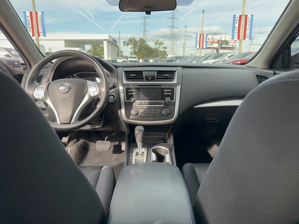 Used 2017 Nissan Altima 2.5 SR w/ Midnight Edition Package image 27