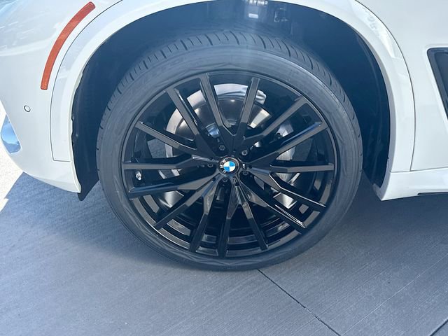 Used 2023 BMW X5 sDrive40i w/ M Sport Package RWD image 32