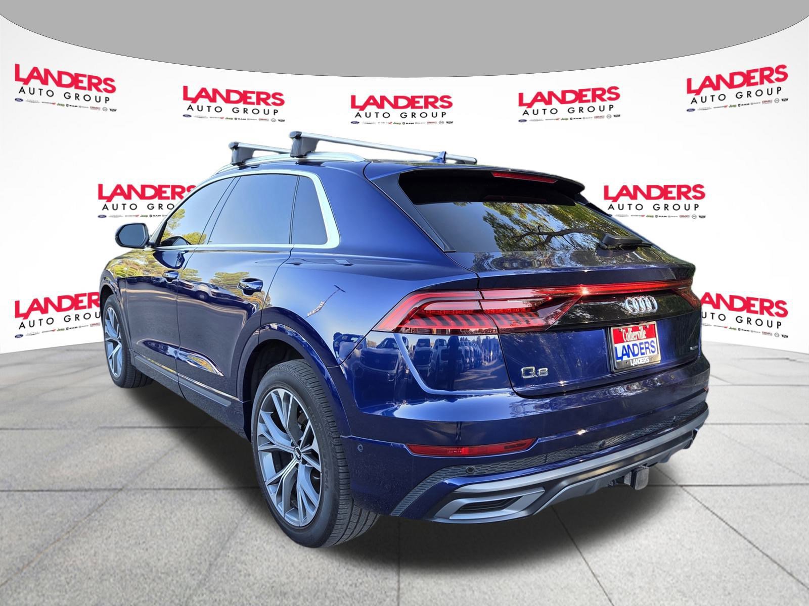 Used 2021 Audi Q8 Prestige w/ Prestige Package image 3