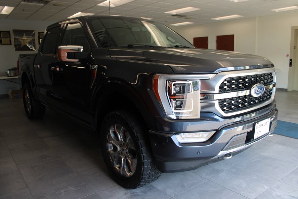 Certified 2022 Ford F150 Platinum w/ Equipment Group 701A High AWD/4WD image 3