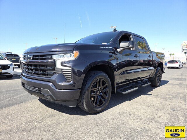 Used 2023 Chevrolet Silverado 1500 RST RWD image 3